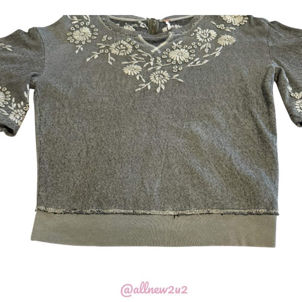 Free People Green Floral Women’s Sweater Top Size Small - Picture 11 of 16